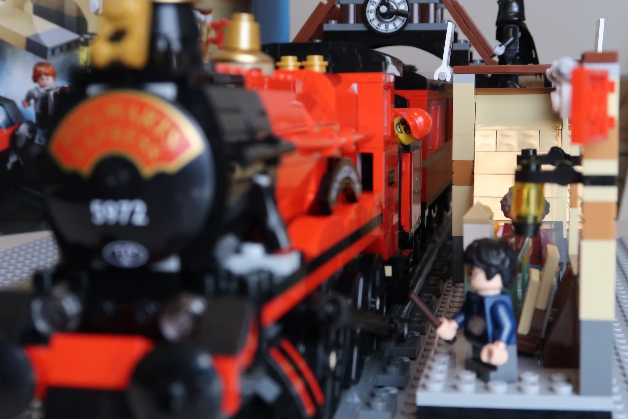 LEGO Hogwarts Express Review 