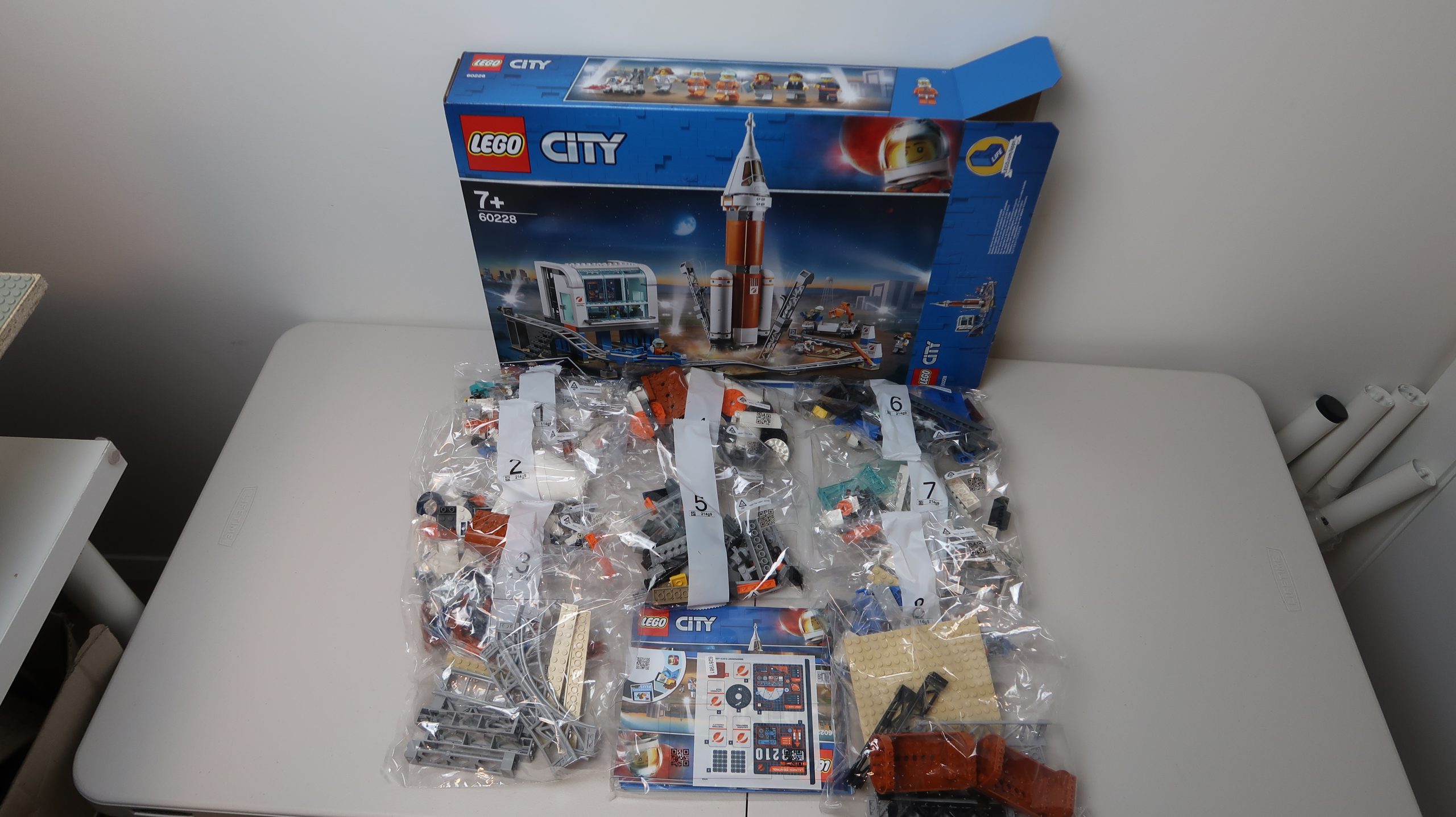 Lego 60228 city deep space discount rocket and launch control reviews