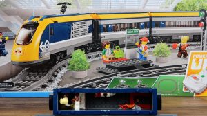 LEGO Train 60197 review - dining car